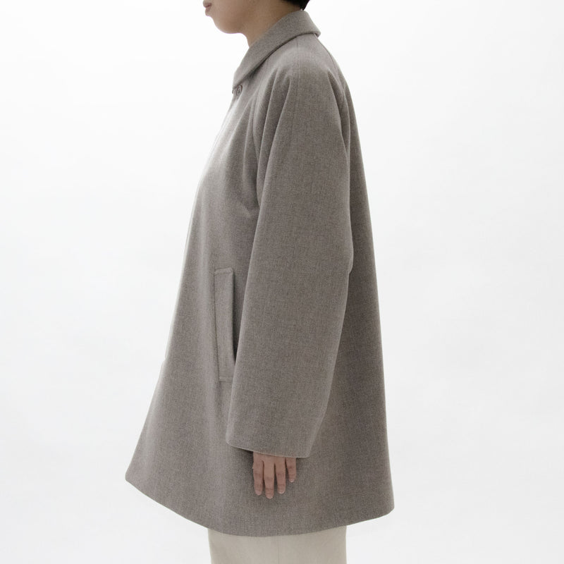 Natural Wool Gabardine Soutien Collar Coat Short