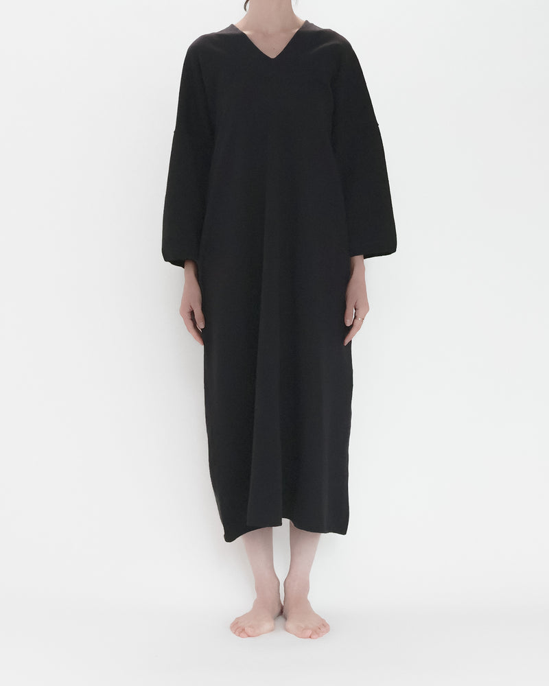 Recycle Cotton Knit V-Cut Dress
