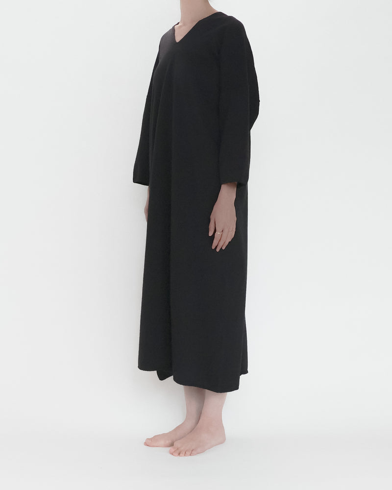 Recycle Cotton Knit V-Cut Dress