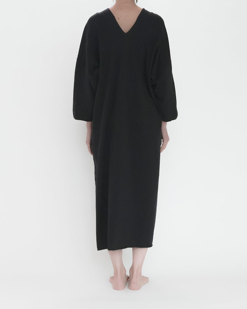 Recycle Cotton Knit V-Cut Dress
