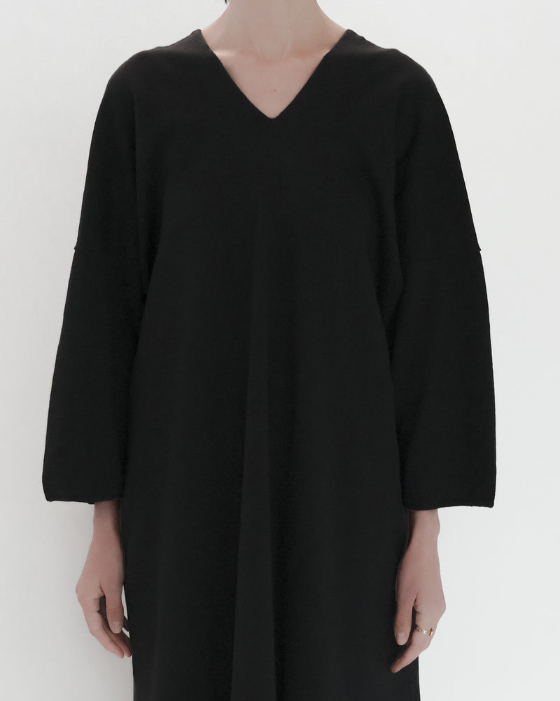 Recycle Cotton Knit V-Cut Dress