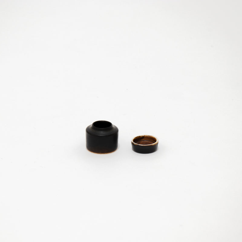 miniature flower vases and pot