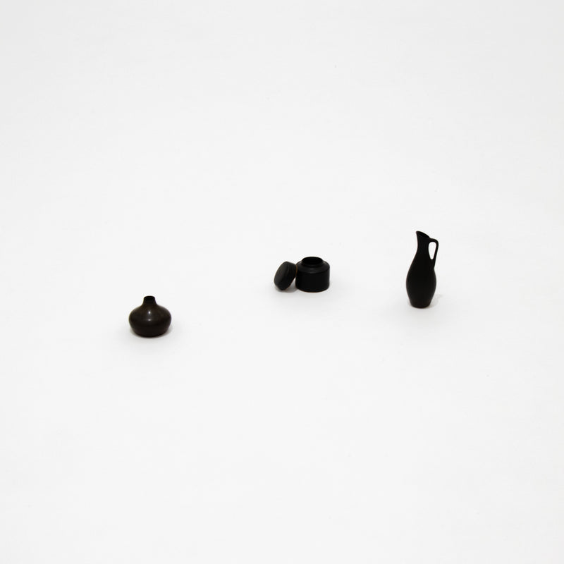 miniature flower vases and pot
