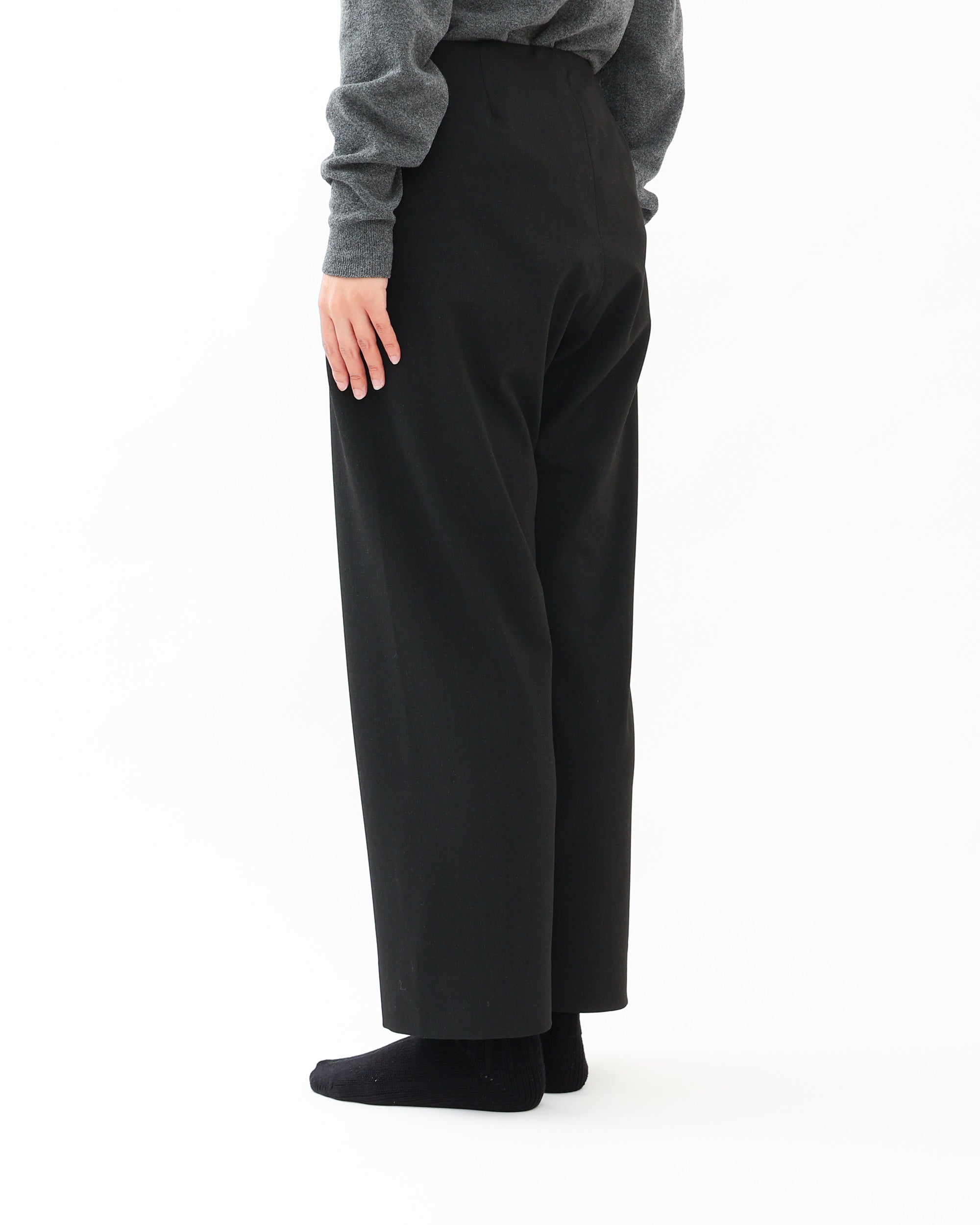 2-Way Beltless Trousers – YAECAYA
