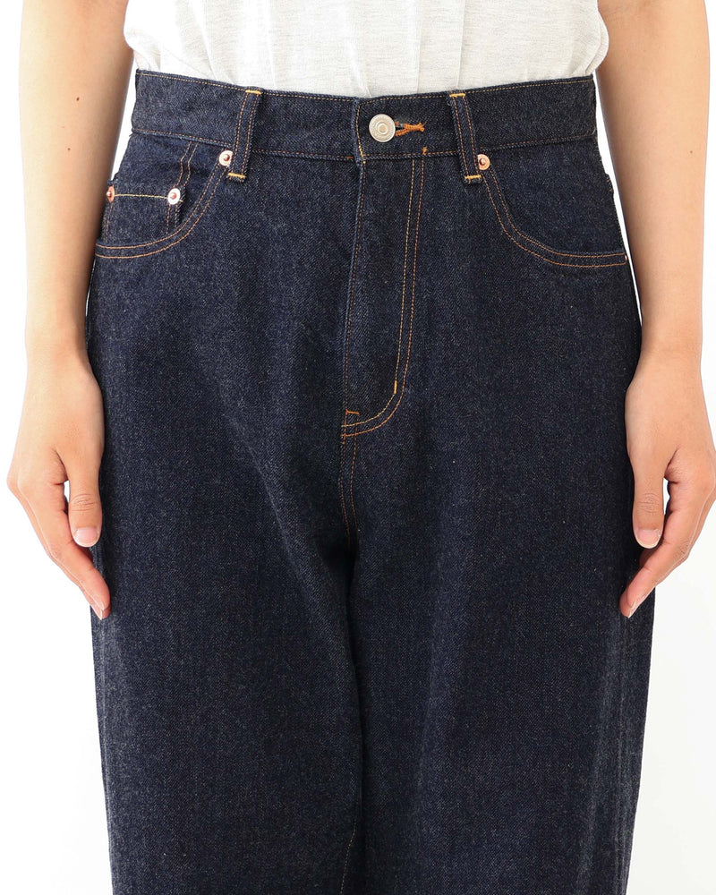 No.11  Wide Straight