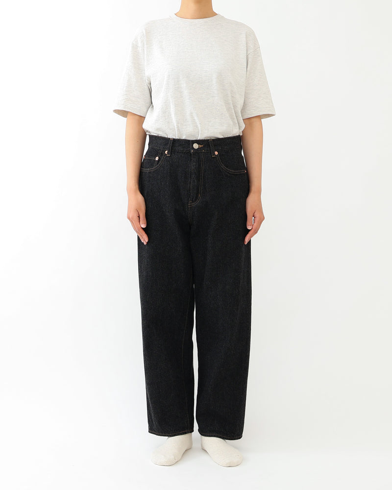 No.11  Wide Straight