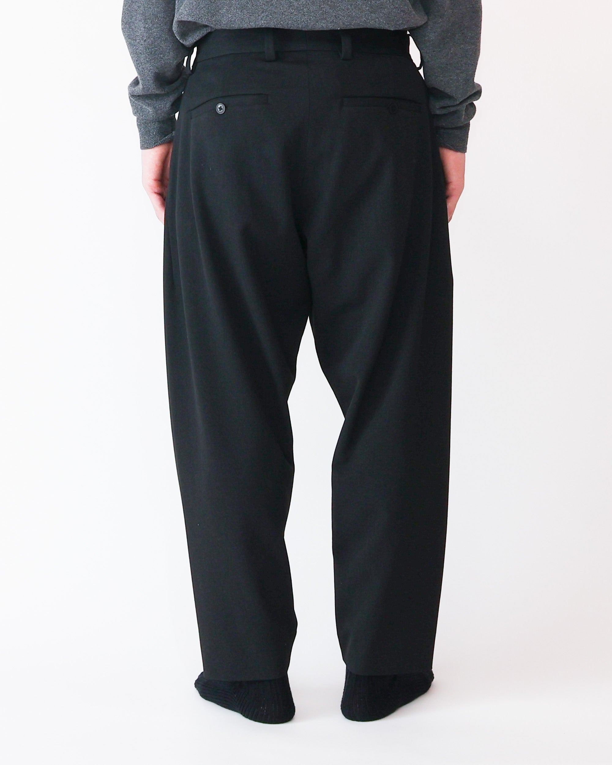 2-Way Two-Tuck Tapered Trousers – YAECAYA