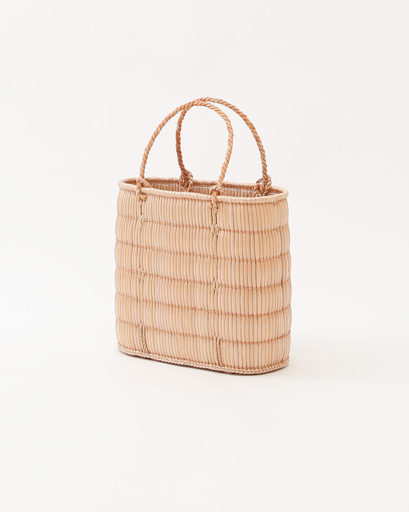 がま細工の手提げ