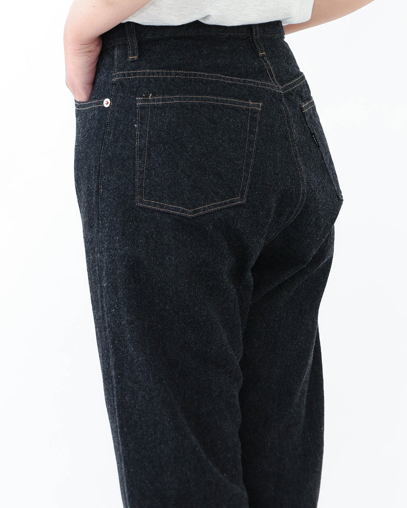 No.5  Cropped Tapered