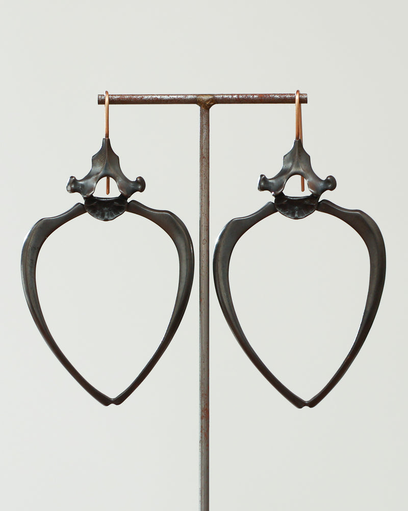 Earrings Small Raccoon Rib